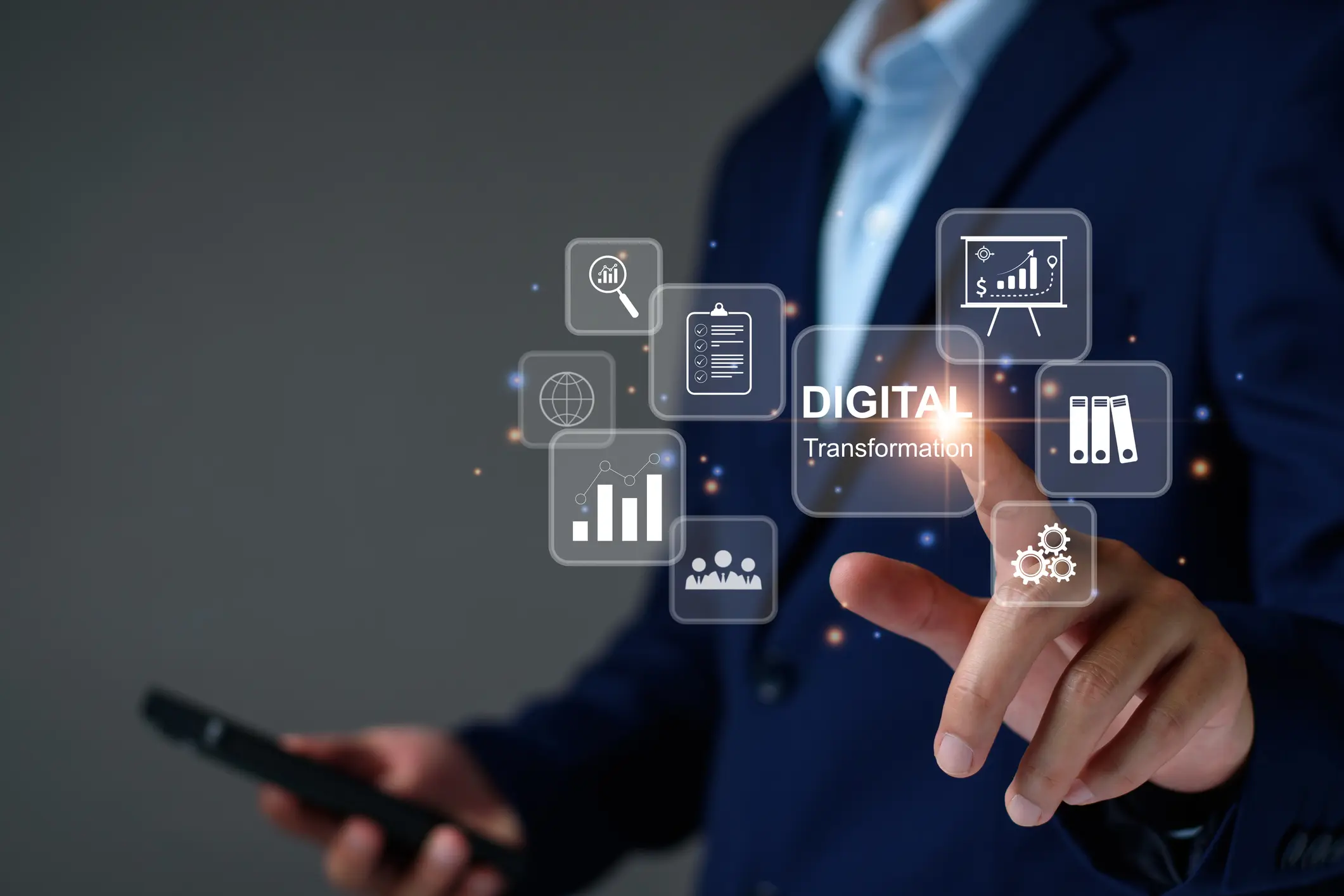 Digital transformation technology strategy, digitization and digitalization of business processes and data, optimize and automate operations, business service management, internet and cloud computing.